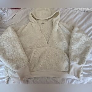 White fluffy hoodie XXL